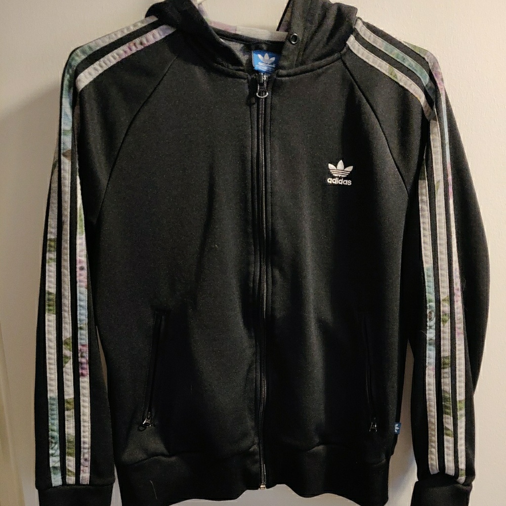 Adidas's sweatshirt